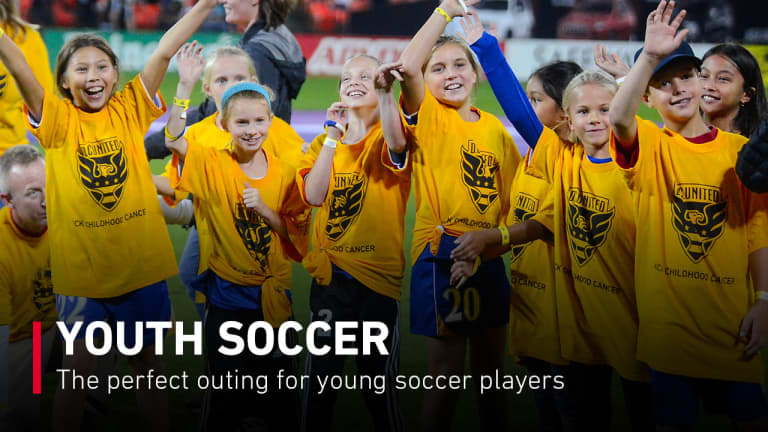 DCU_2021-New_Website_Pillar_Graphics_1280x720_Youth_Soccer